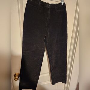 Rafaella Pants Size 10 95% Cotton Pants.